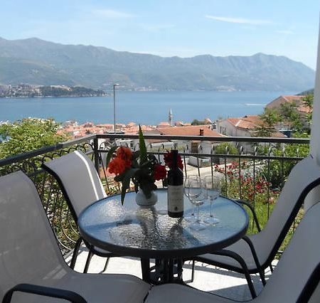 Guest House Budva Extérieur photo